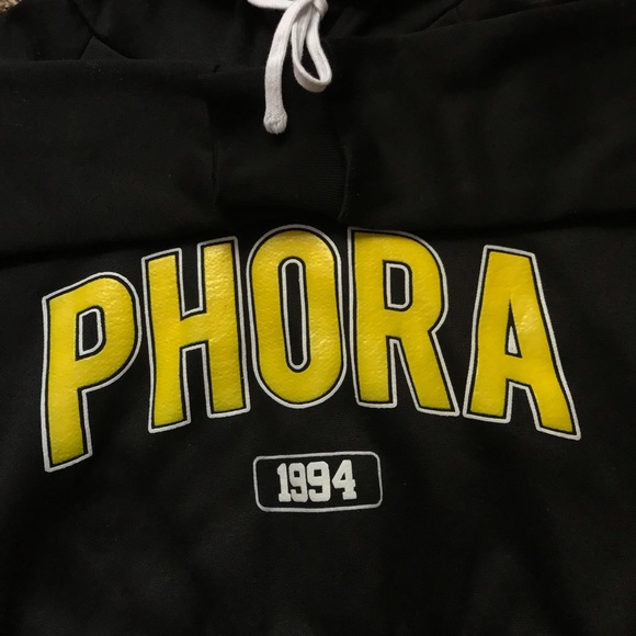 Yours Truly by Phora 1994 Cropped Hoodie - Picture 3 of 10